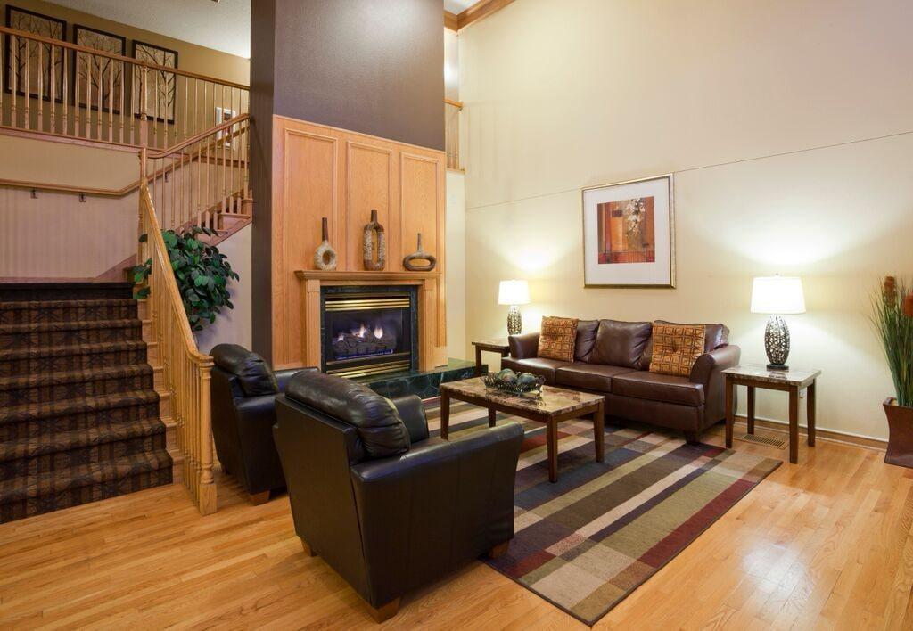 Vista Lobby Quality Inn & Suites