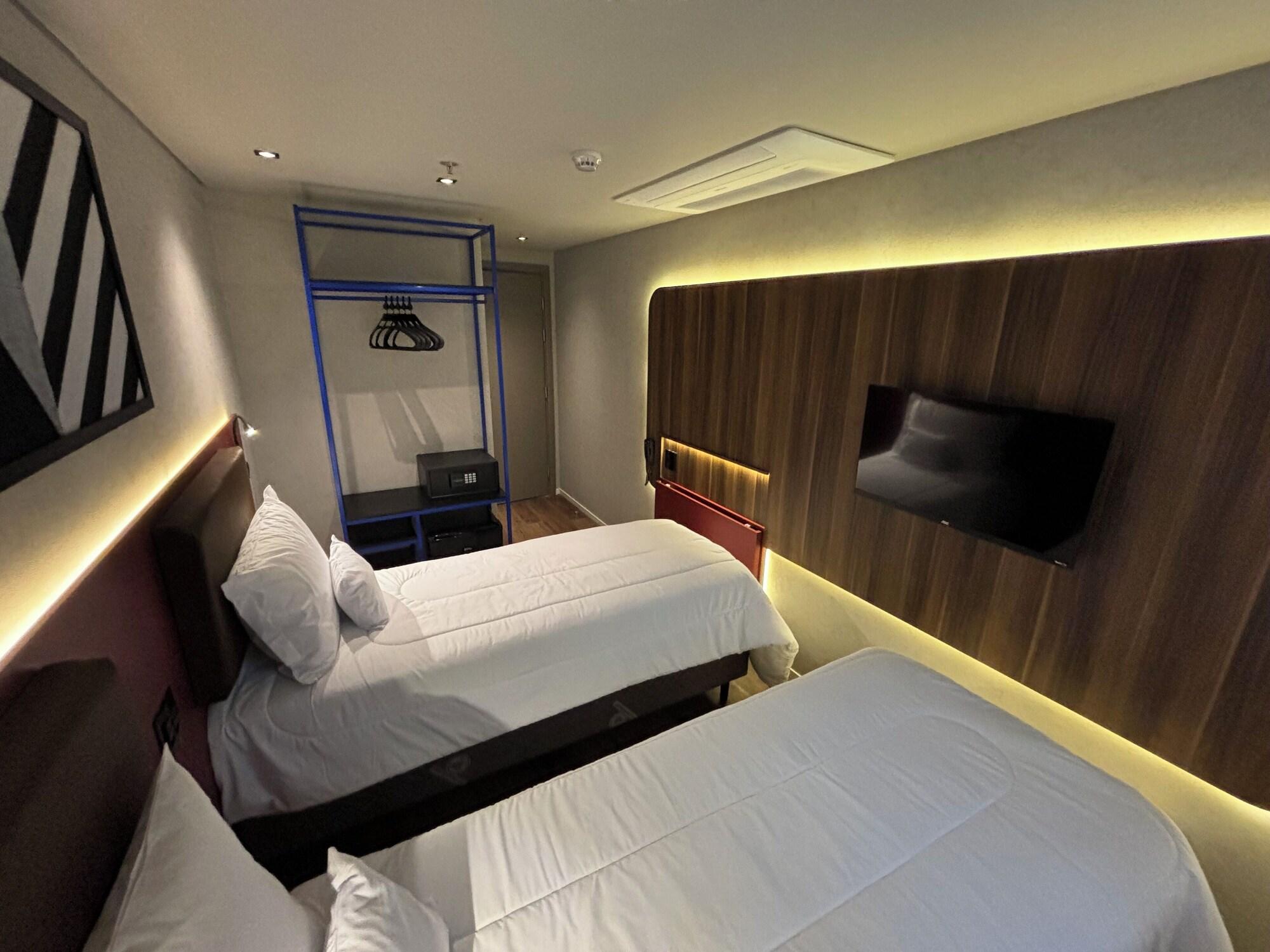 Habitación Golden Tower Express Nações Unidas by Fênix Hotéis