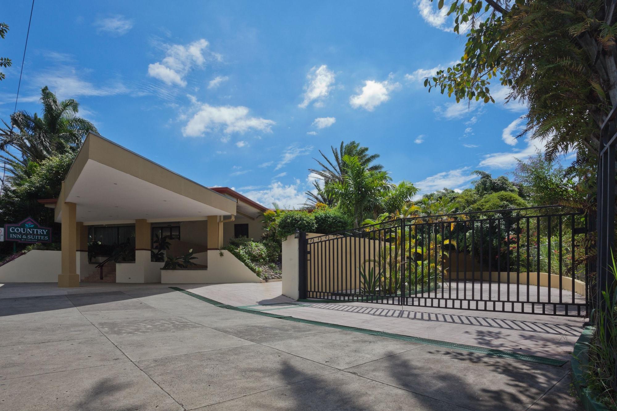 Vista Exterior Country Inn & Suites by Radisson, San Jose Aeropuerto, Costa Rica