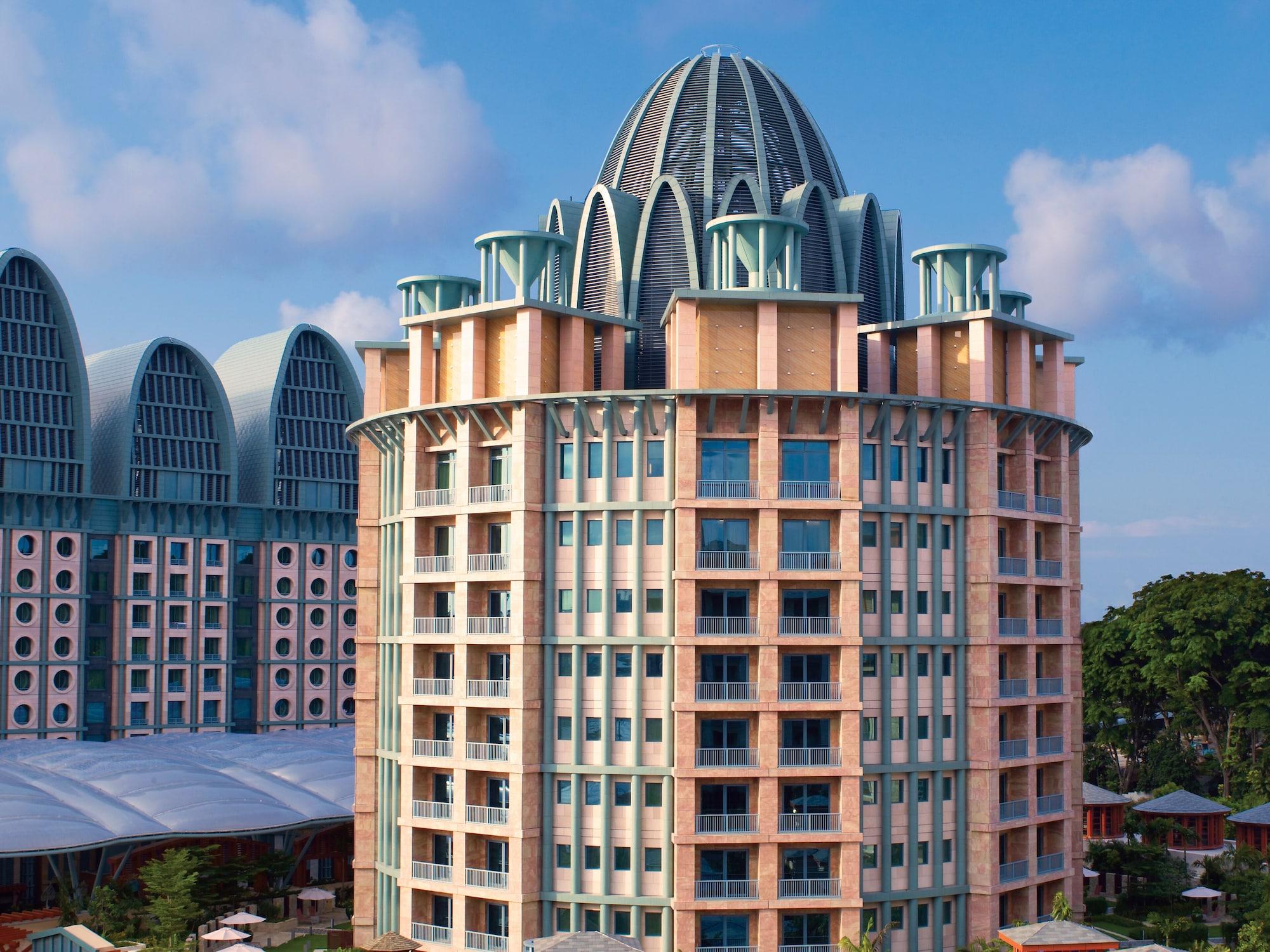 Vista Exterior Resorts World Sentosa - Crockfords Tower