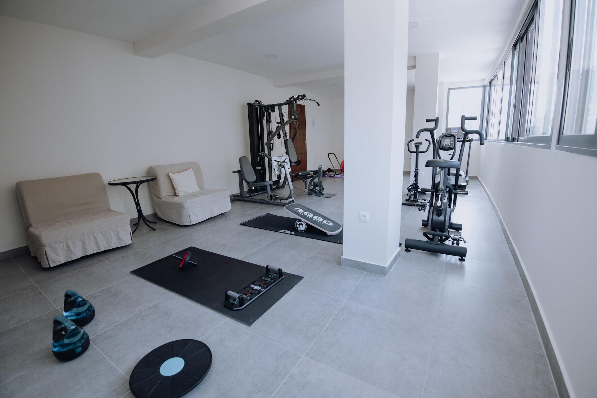 Gimnasio Golden View Beach Hotel