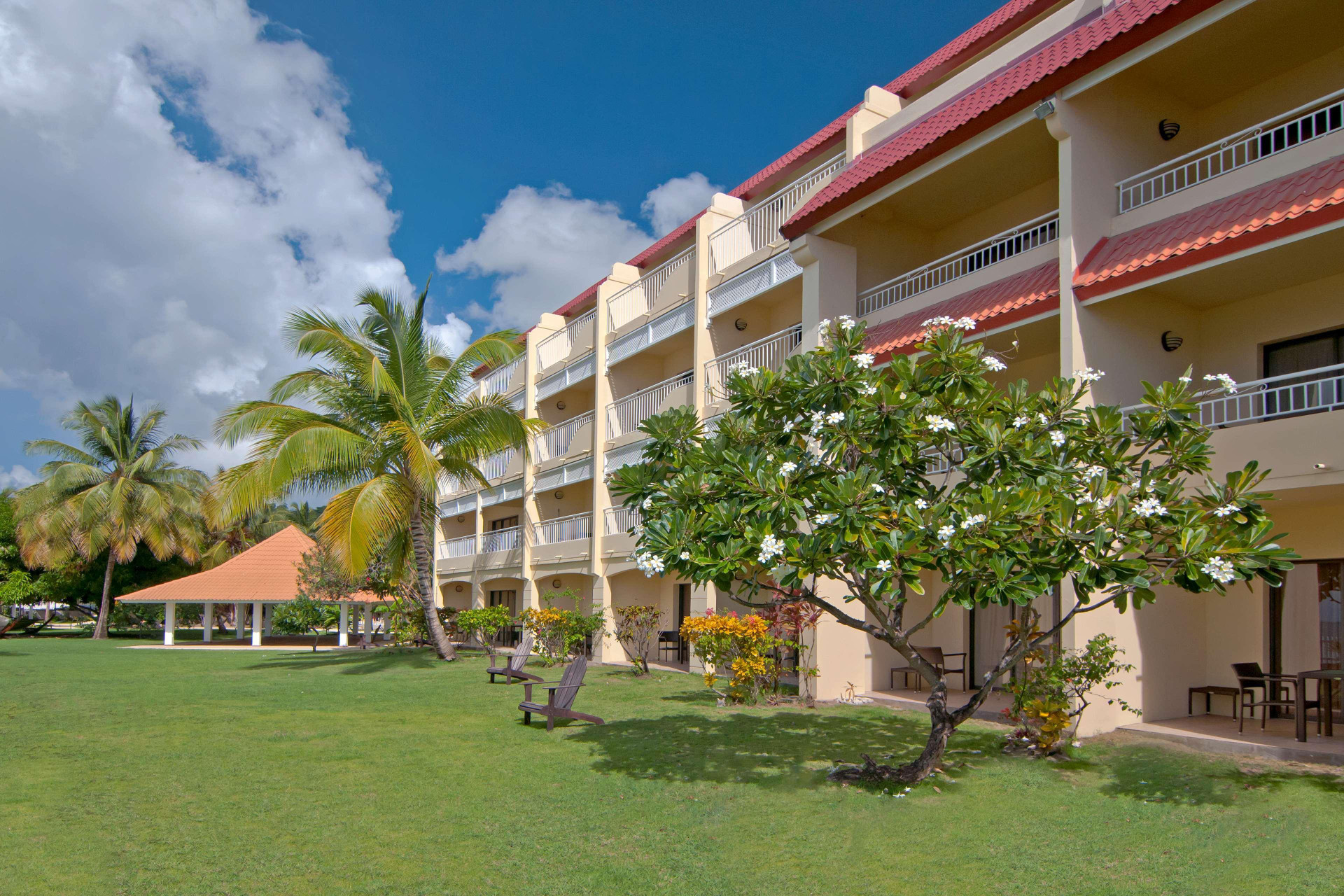 Vista Exterior Radisson Grenada Beach Resort