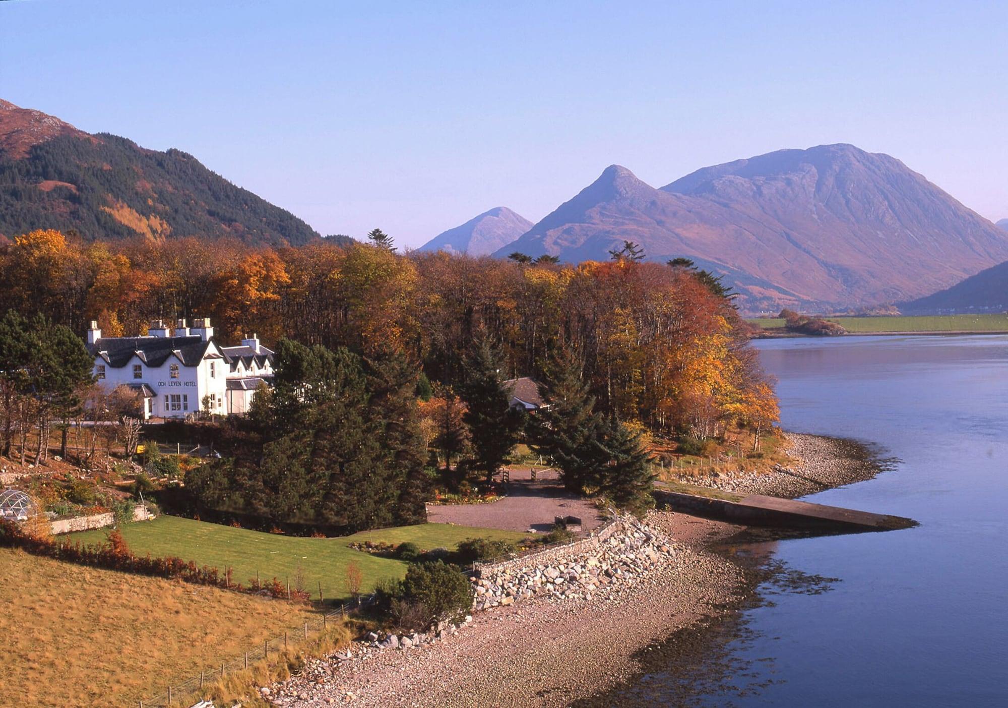 Playa Loch Leven Hotel & Distillery