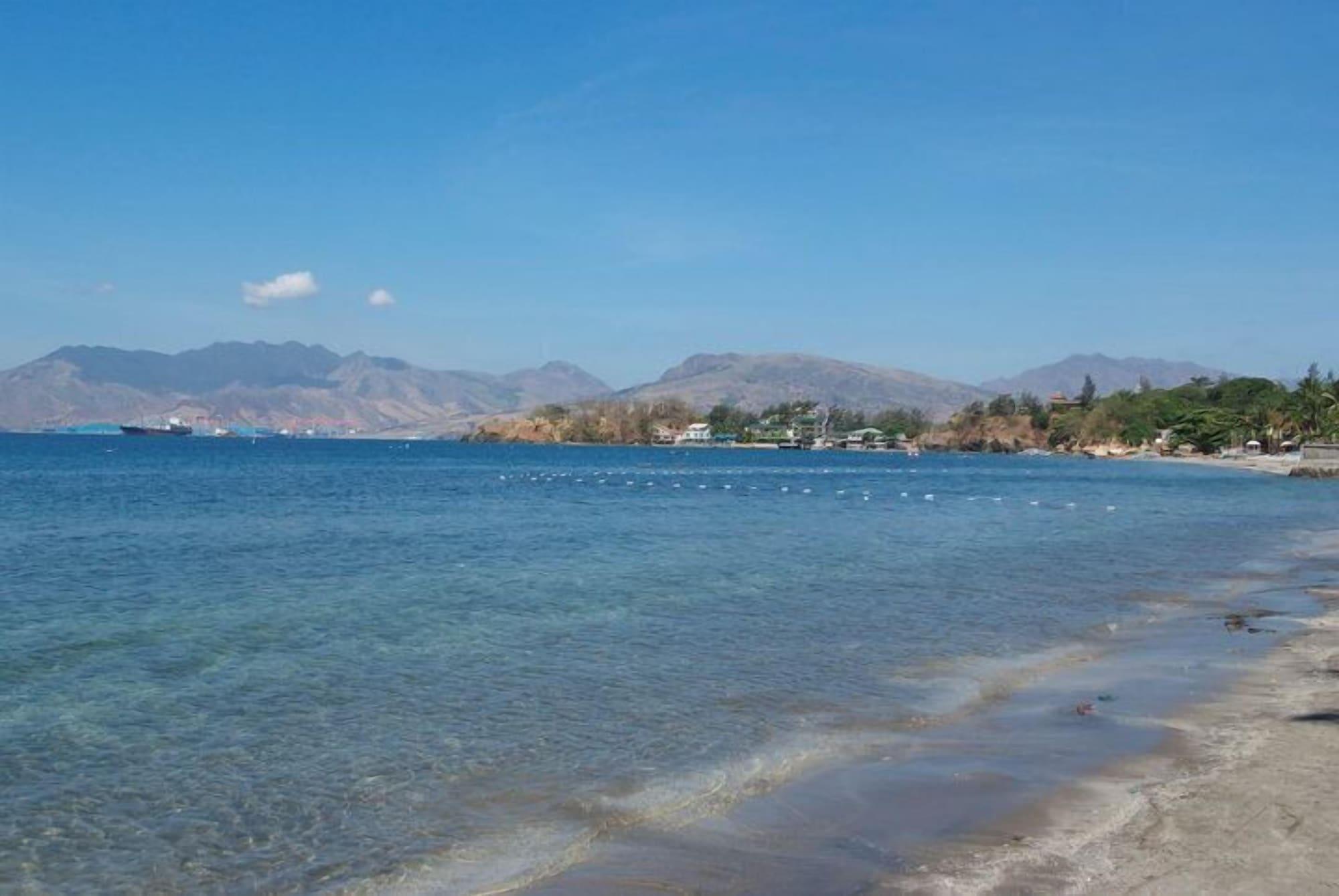 Playa Subic Grand Seas Resort