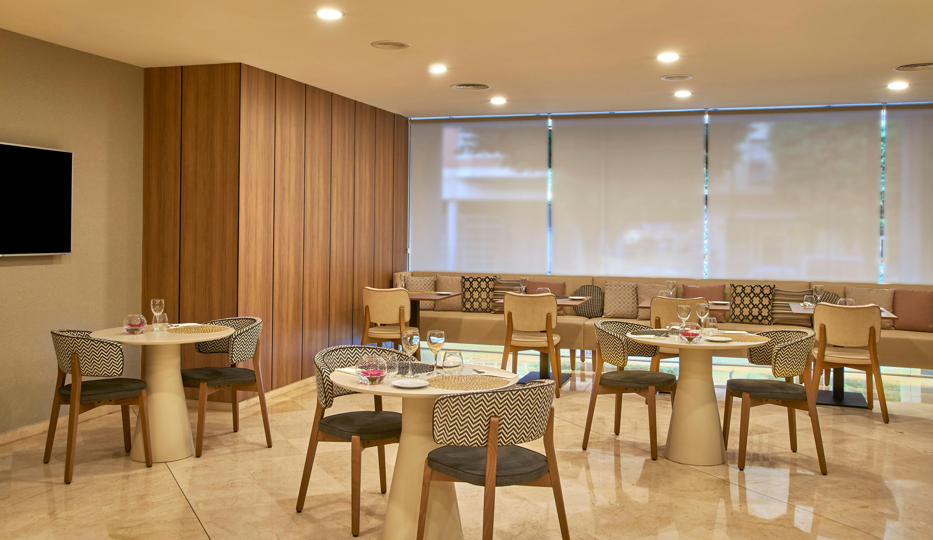 Restaurant NH Ciudad de Valencia Hotel