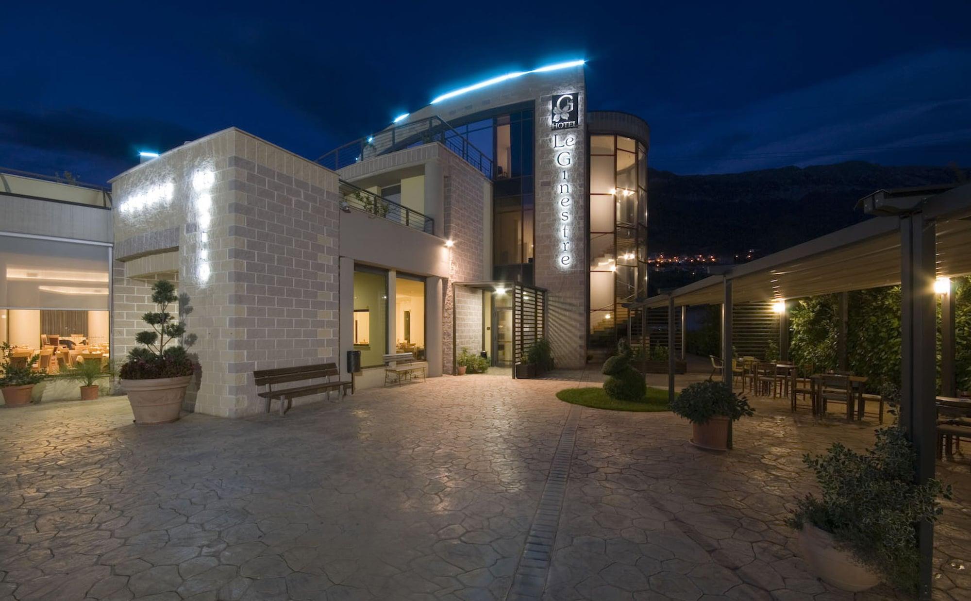 Varios Hotel Le Ginestre