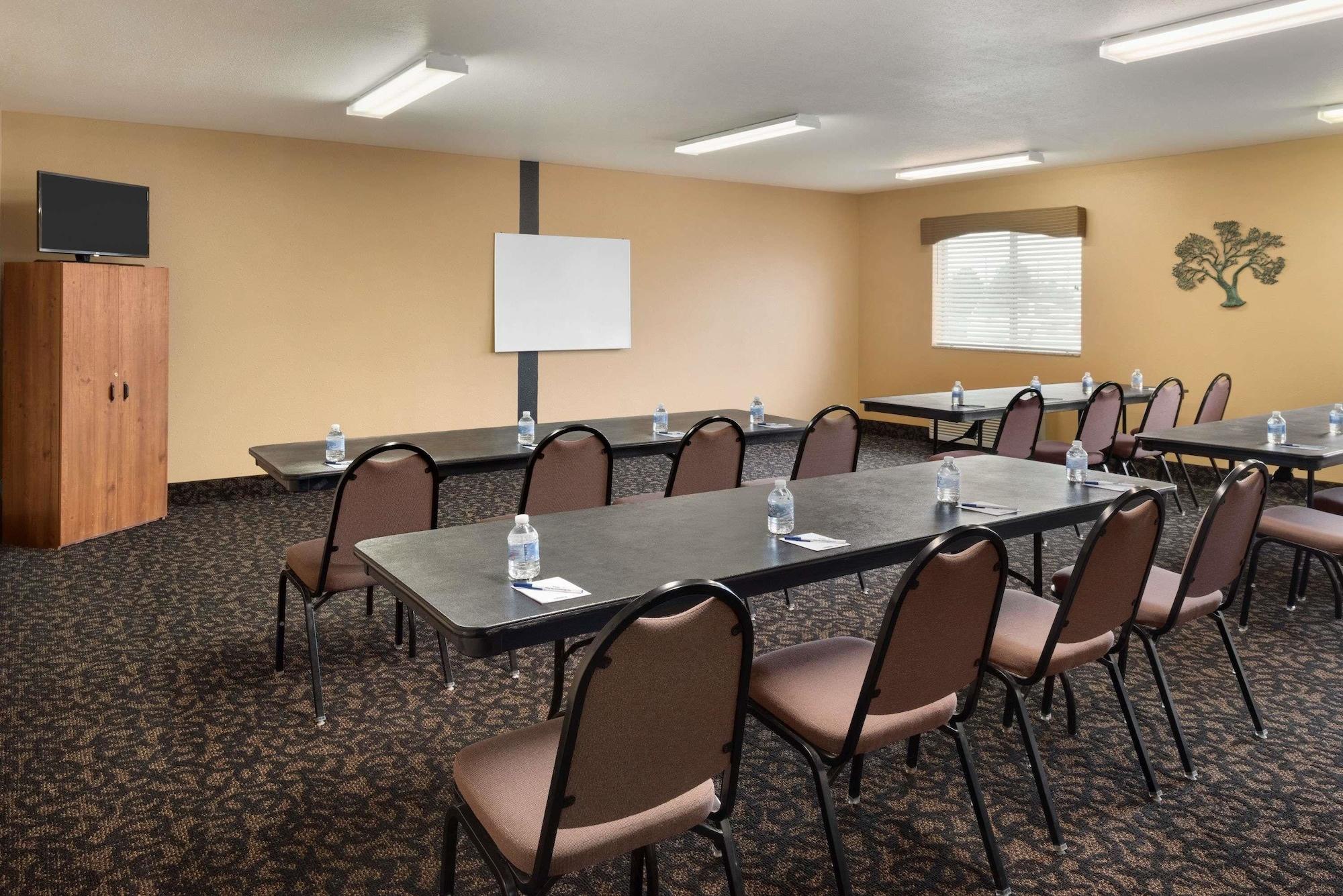 Sala de Reuniones Travelodge by Wyndham Missouri Valley