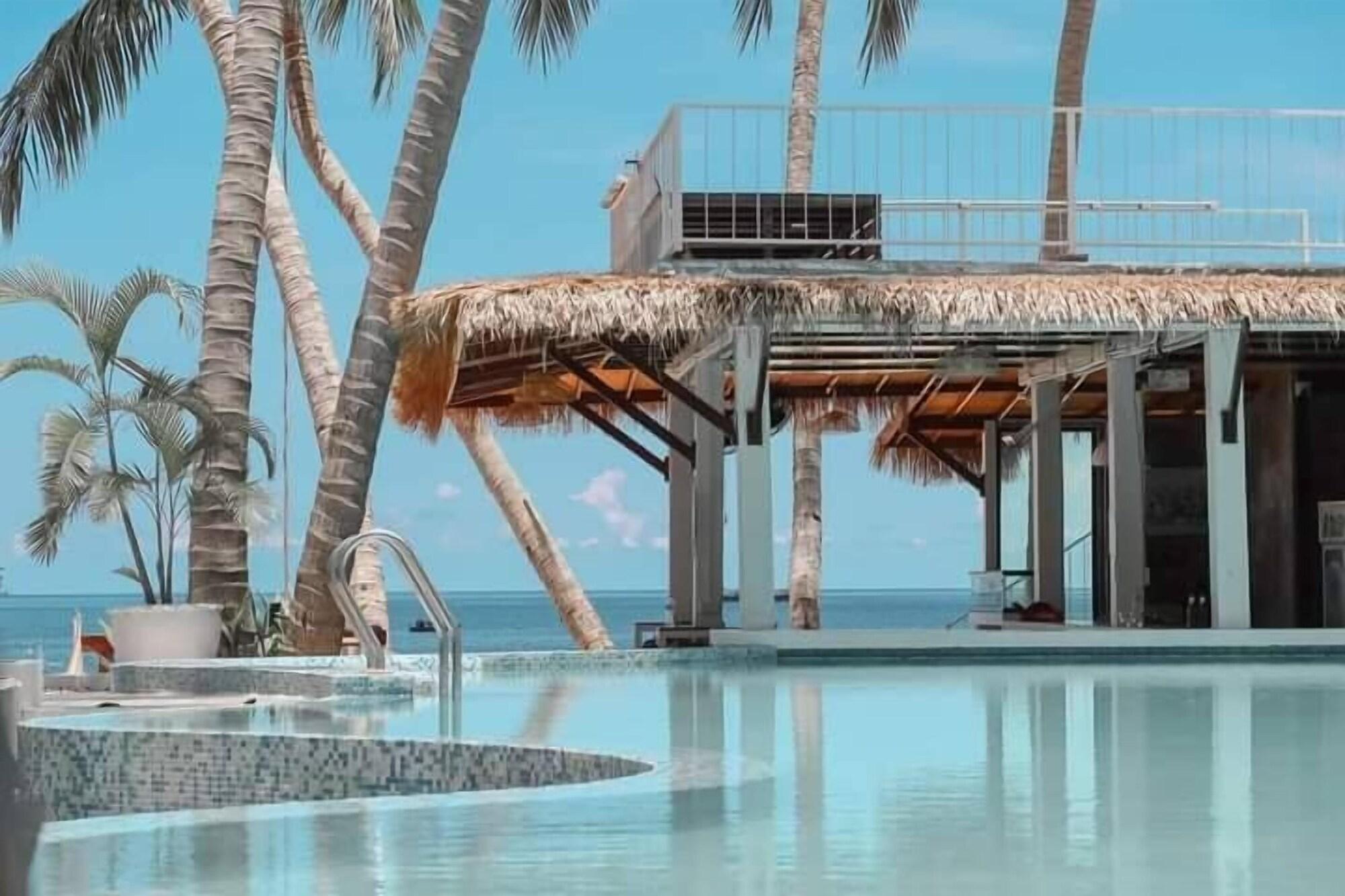 Vista Piscina Wind Beach Resort