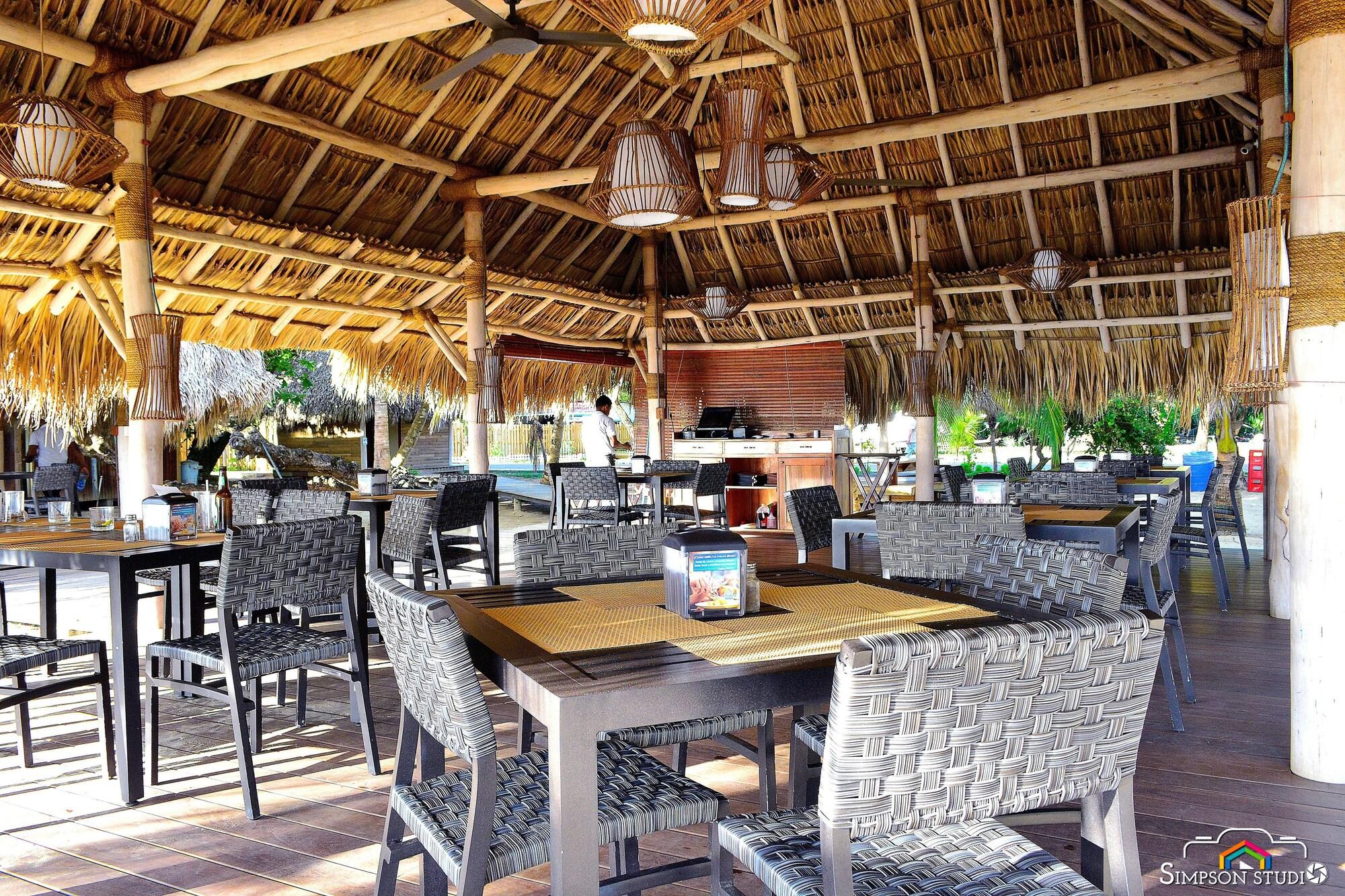 Restaurant Arenas Beach Hotel