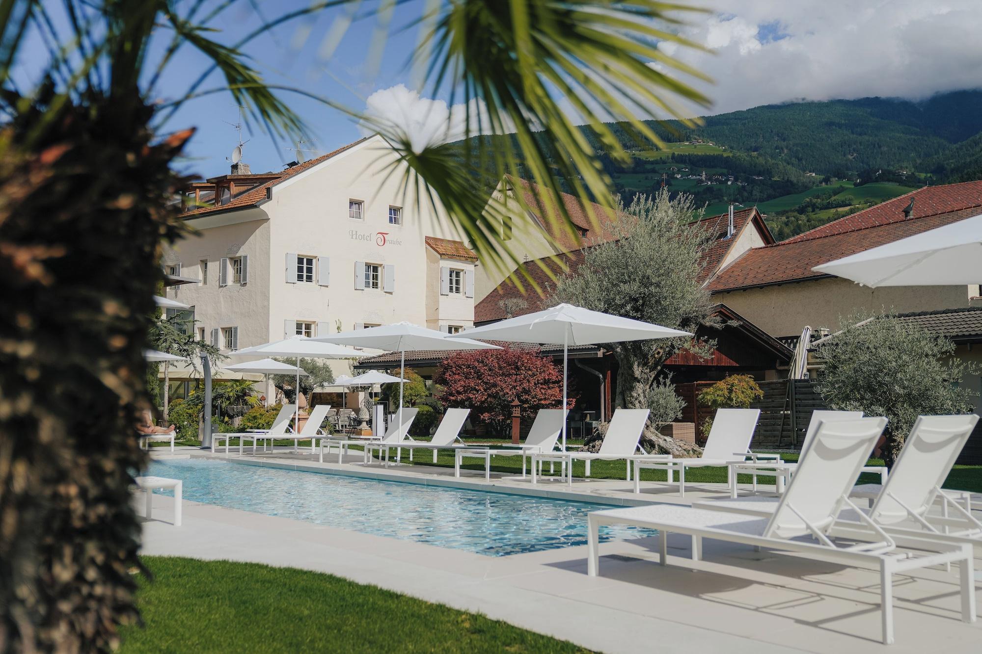 Vista Exterior Hotel Traube