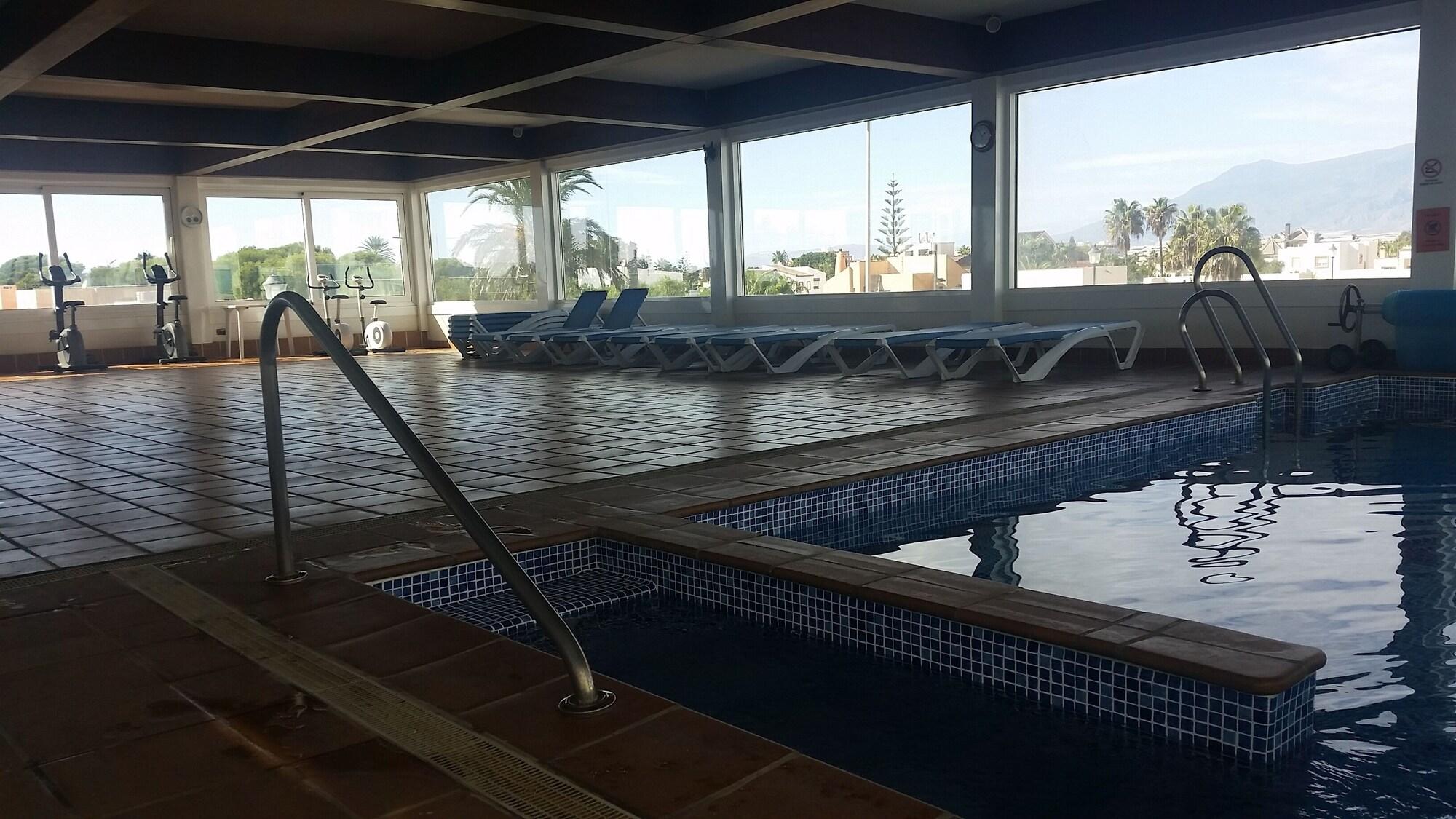Gimnasio Destinos de Sol Roquetas de Mar Apartamentos