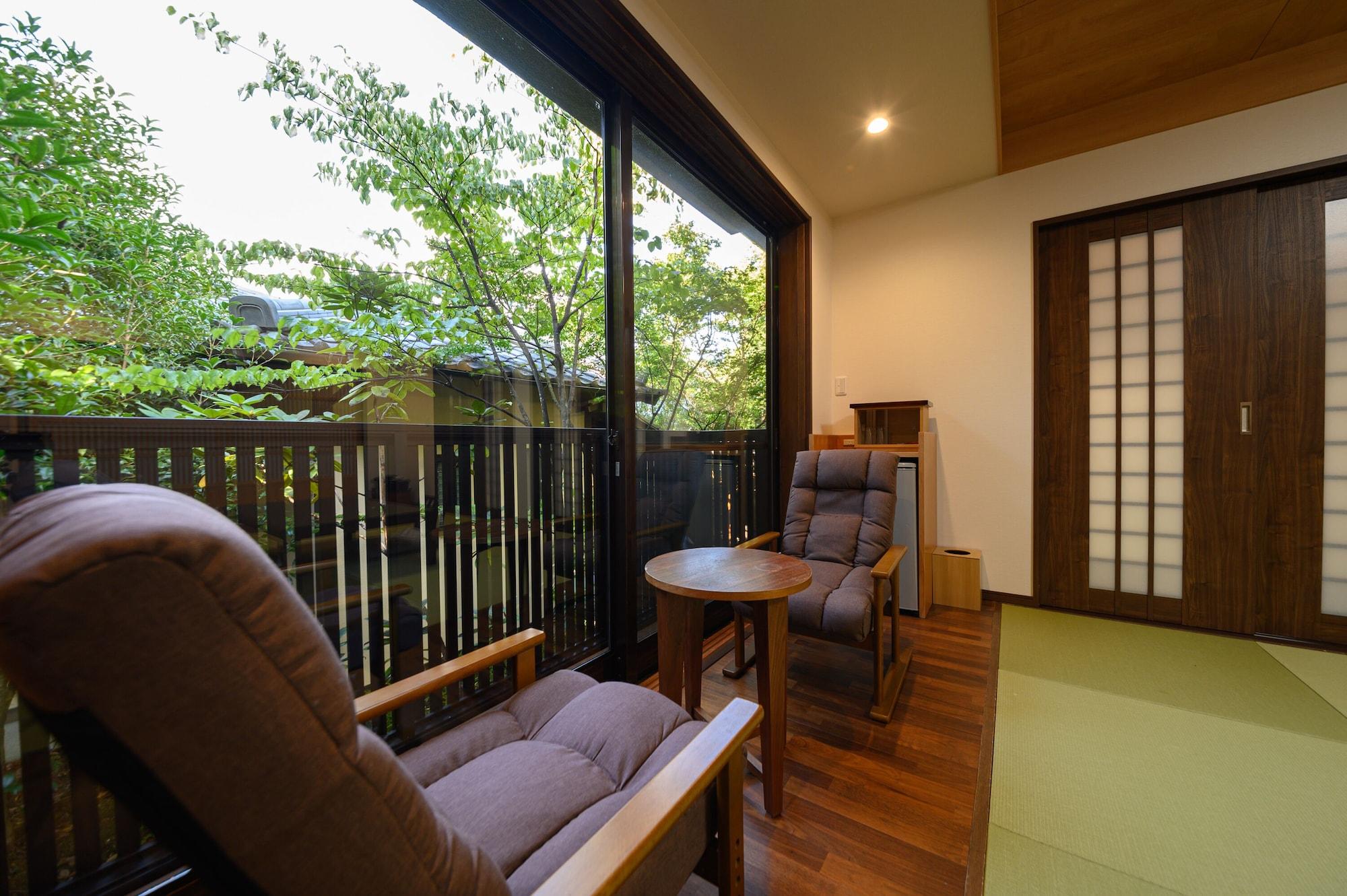 Equipamiento de Habitación Yufuin Onsen Ryokan Mebaeso