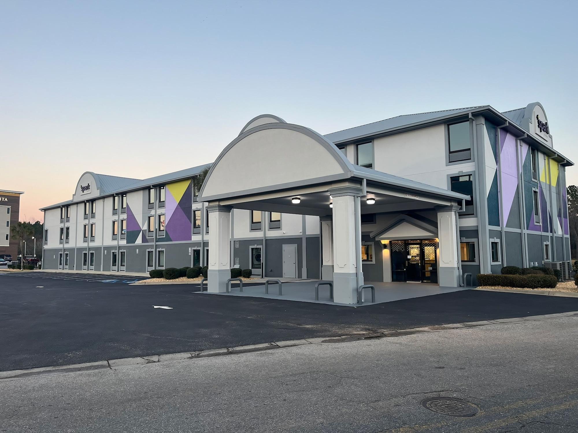 Vista Exterior Spark by Hilton Tifton