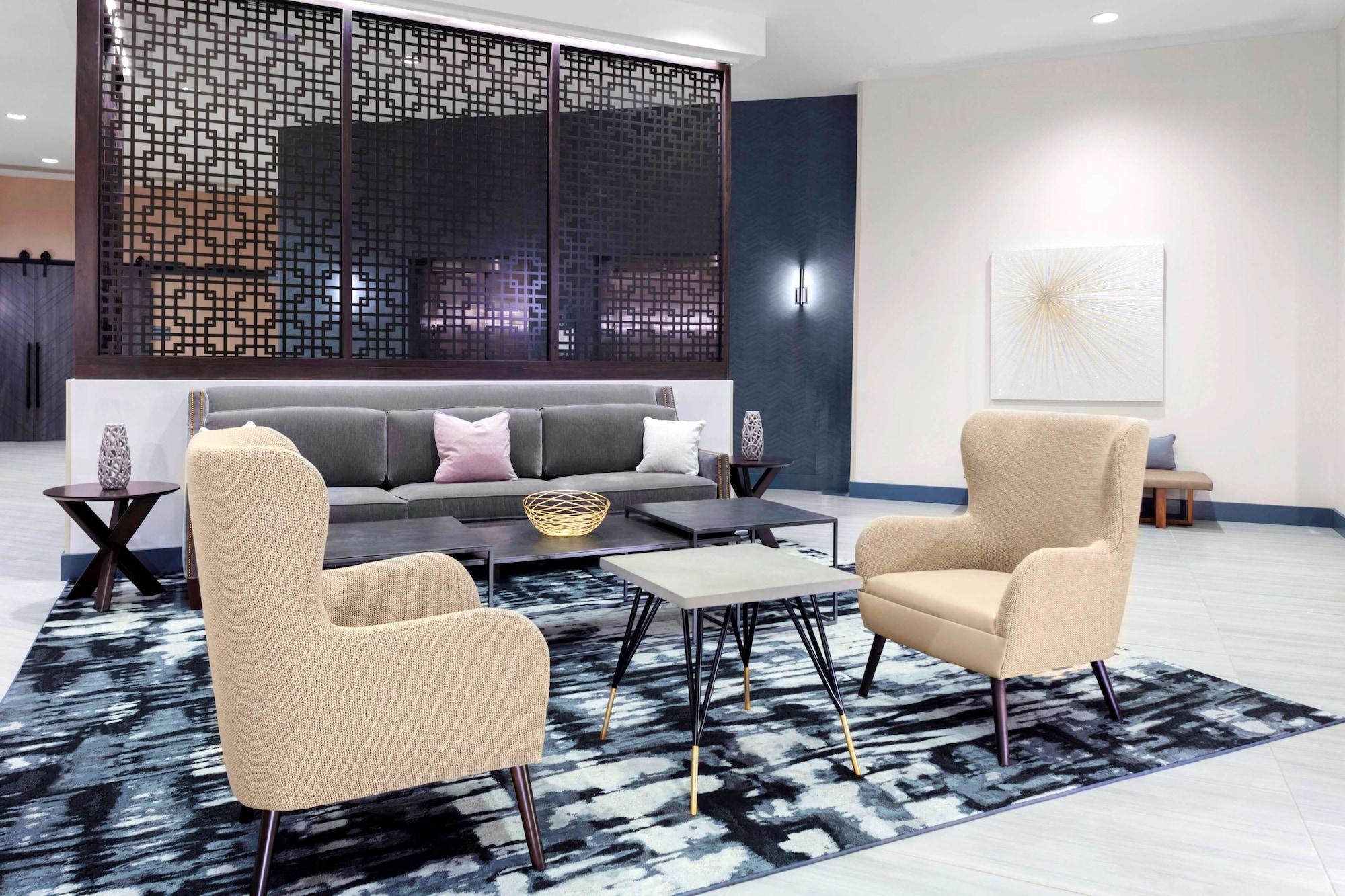 Vista Lobby Hyatt House Charlotte/Rea Farms