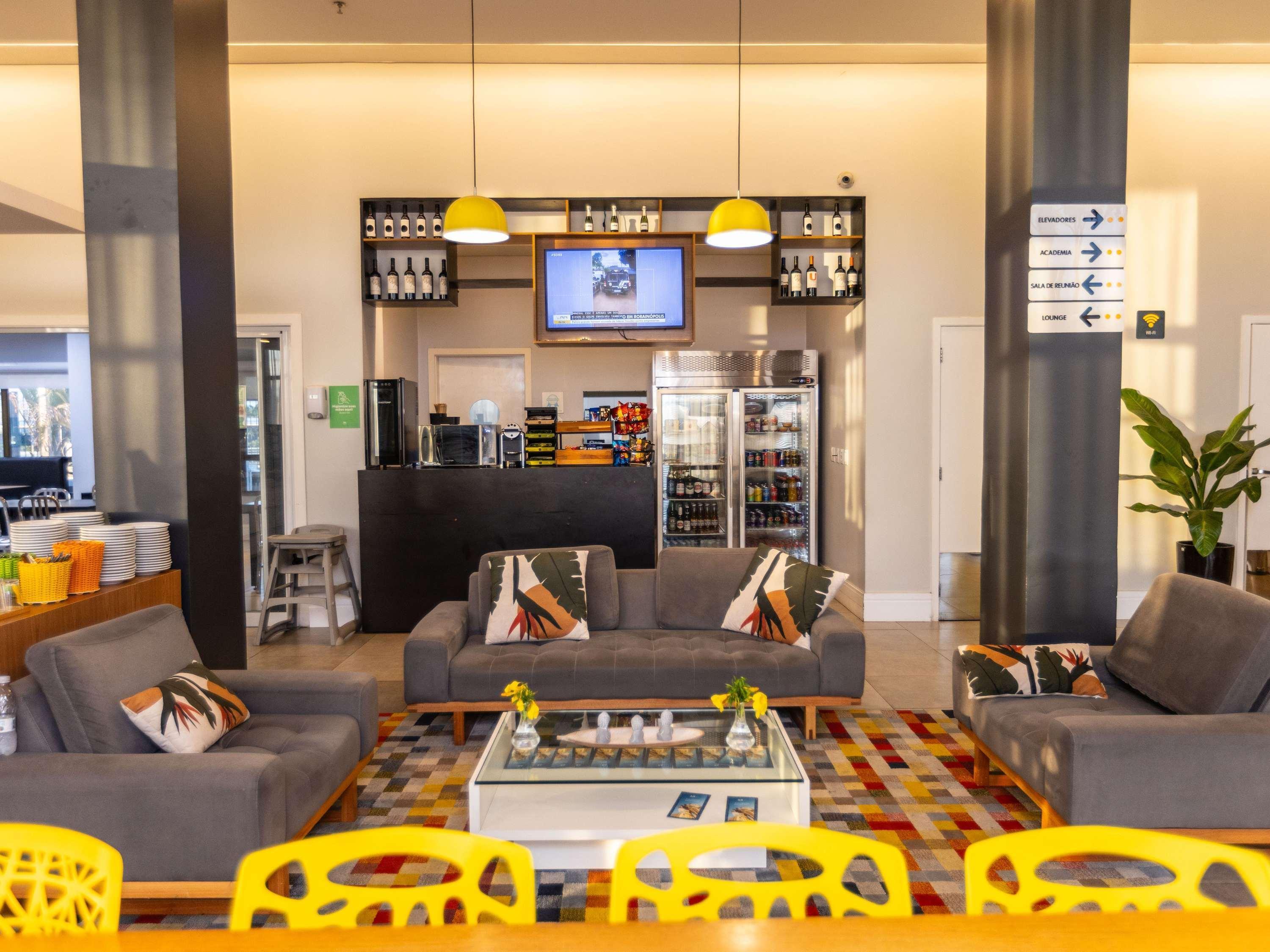 Bar/Salón Ibis Styles Boa Vista