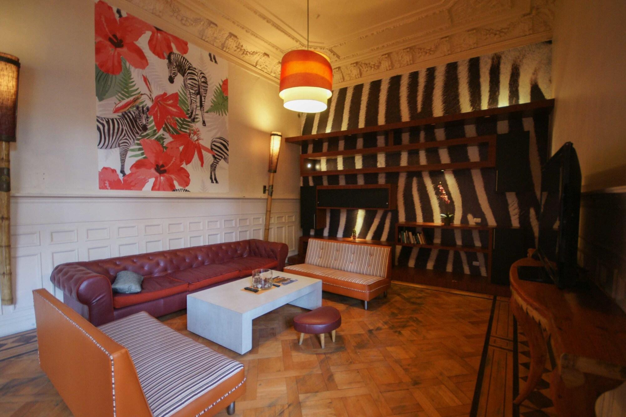 Vista Lobby Happy House Hostel