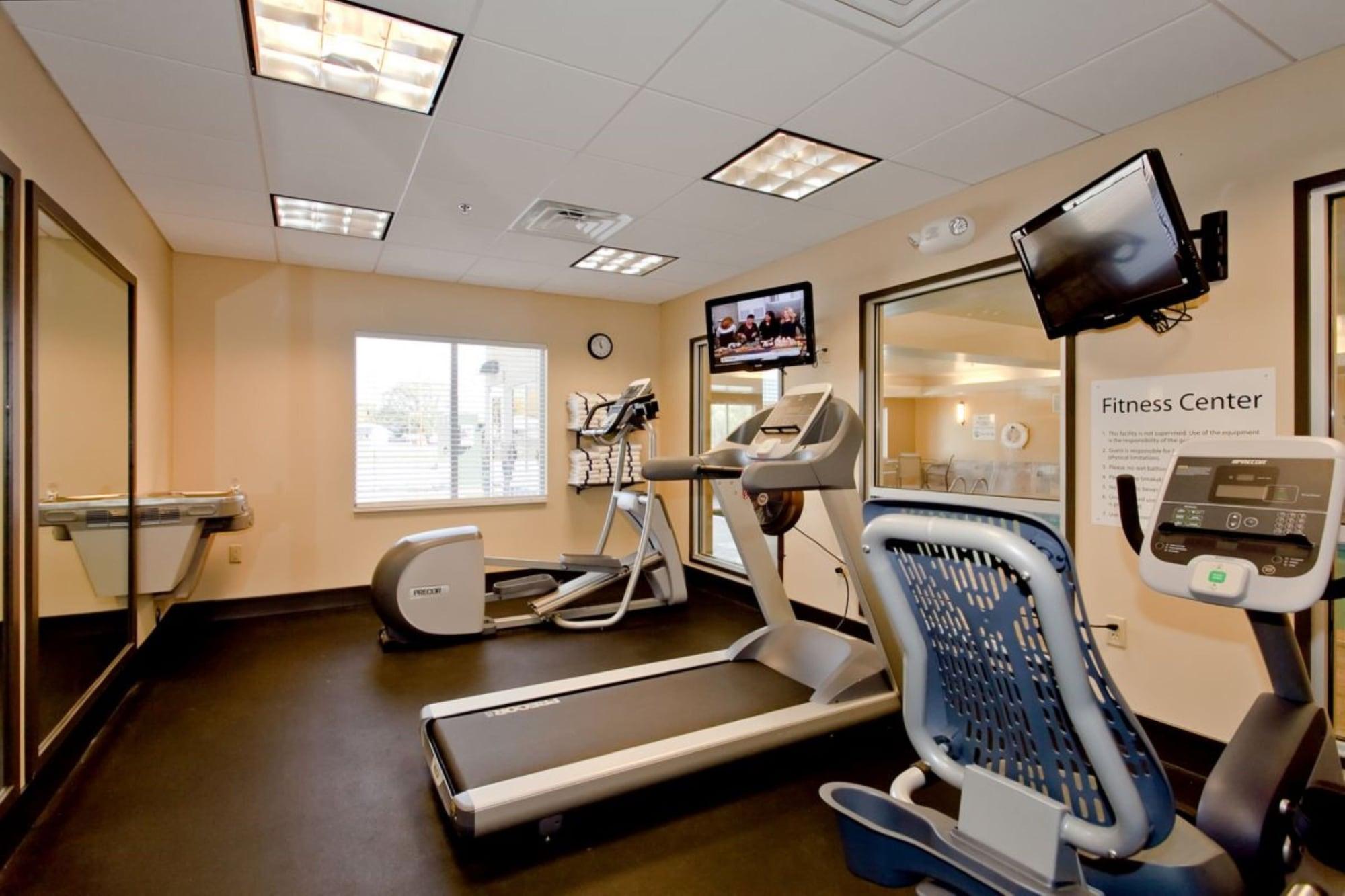 Gimnasio Holiday Inn Express Newton by IHG