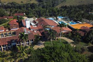 Alojamiento - Flamboyant Hotel & Convention