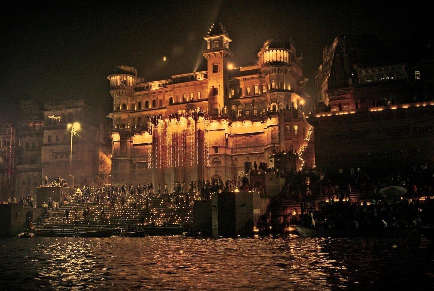 Vista Exterior BrijRama Palace, Varanasi - By the Ganges