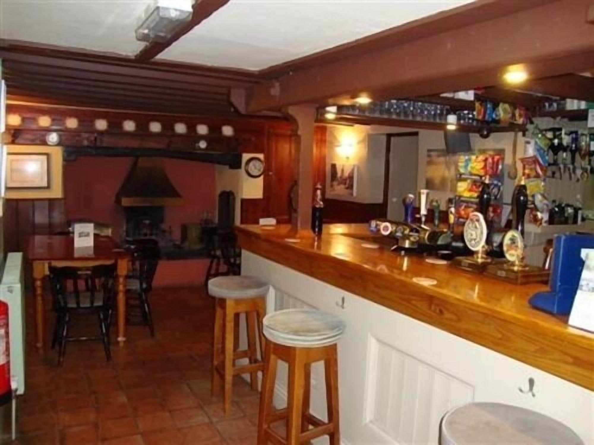Bar/Salón The White Hart