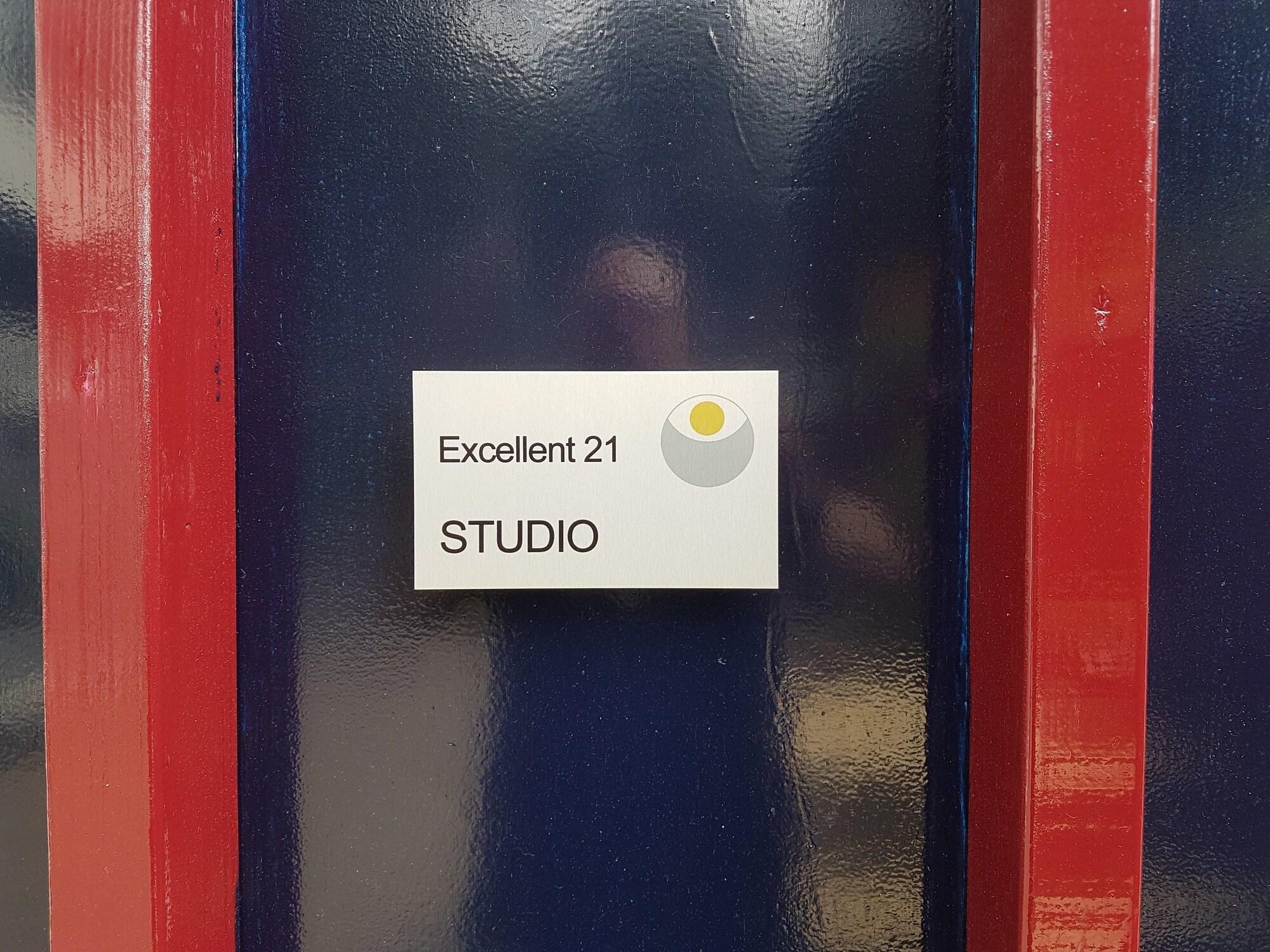 Vista Exterior Studio Excellent 21