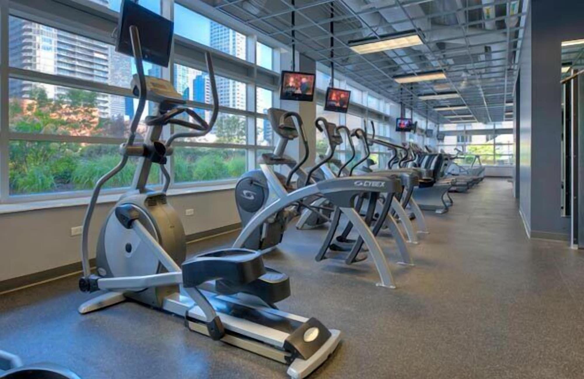 Gimnasio The Penthouse at Grand Plaza