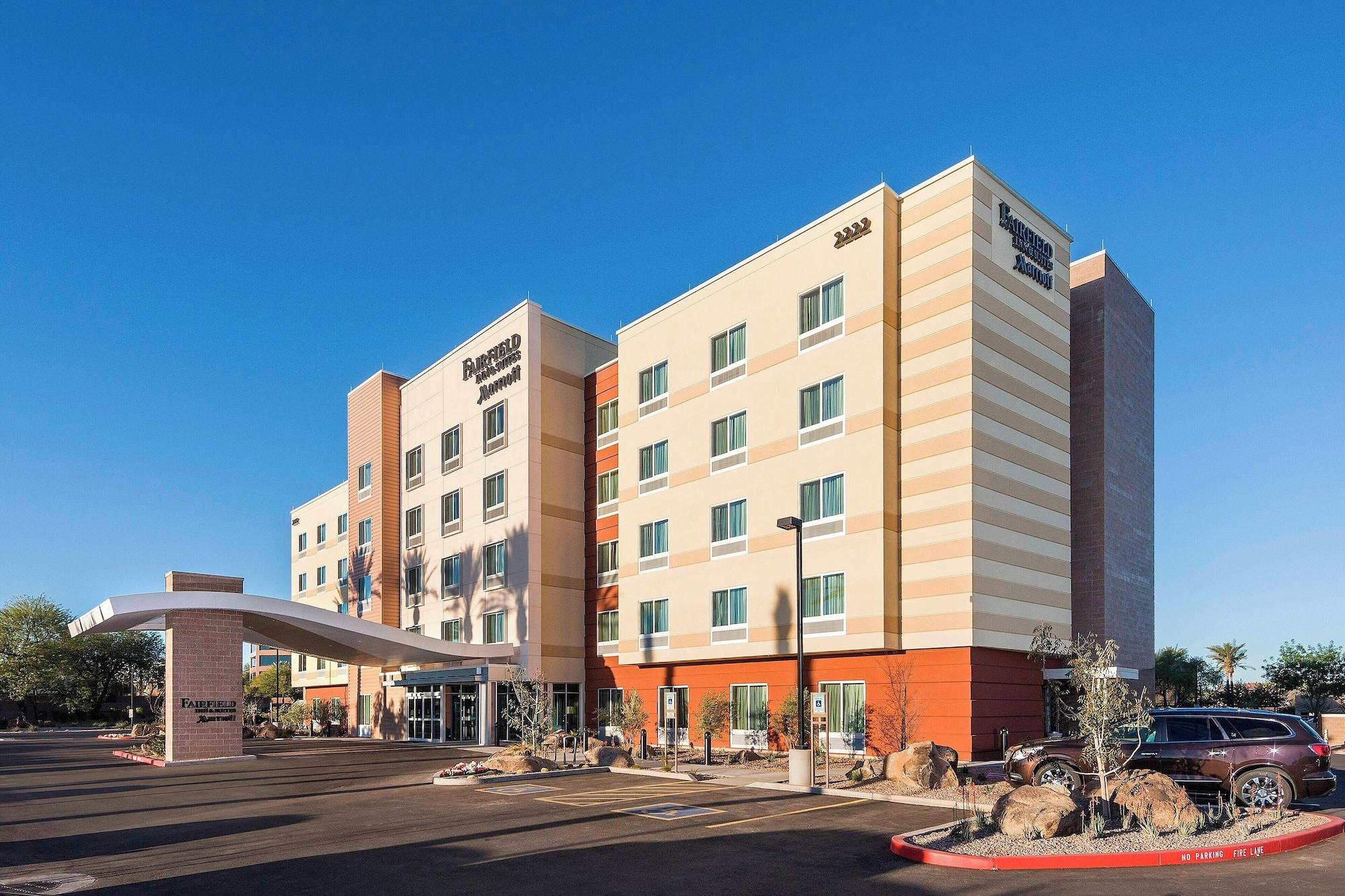 Vista Exterior Fairfield Inn & Suites by Marriott Phoenix Tempe/Airport