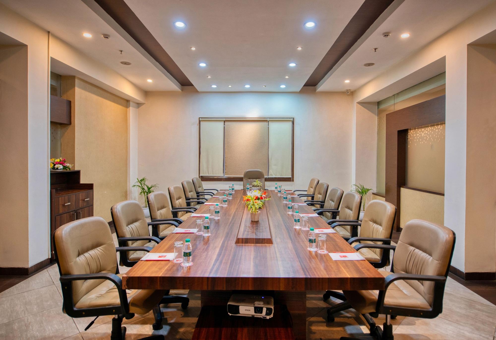 Sala de Reuniones Sapna Clarks Inn