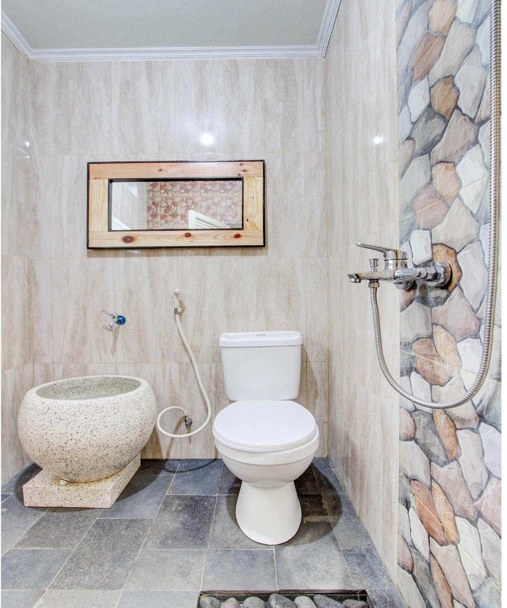 Equipamiento de Habitación Hotel O Mbah Carik Homestay Syari'ah