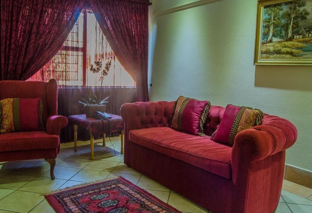 Equipamiento de Habitación Midway Inn