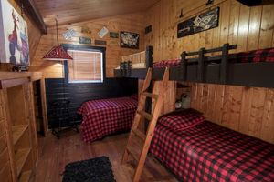 Alquiler Vacacional - Beautiful retreat home 19 acres, Close to  Lone Star Expo Center and Lake Conroe
