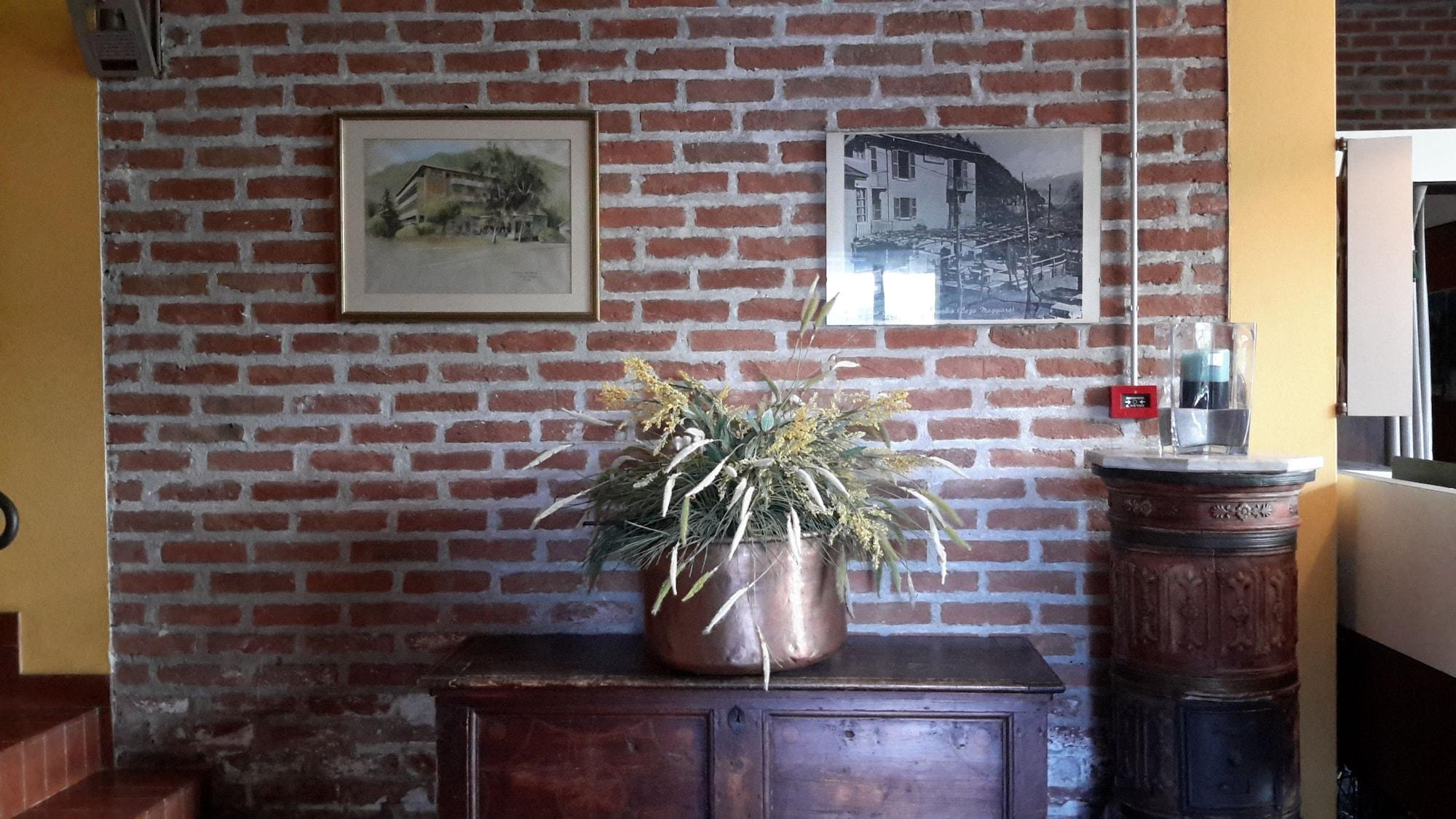 Vista Lobby Hotel Campagna