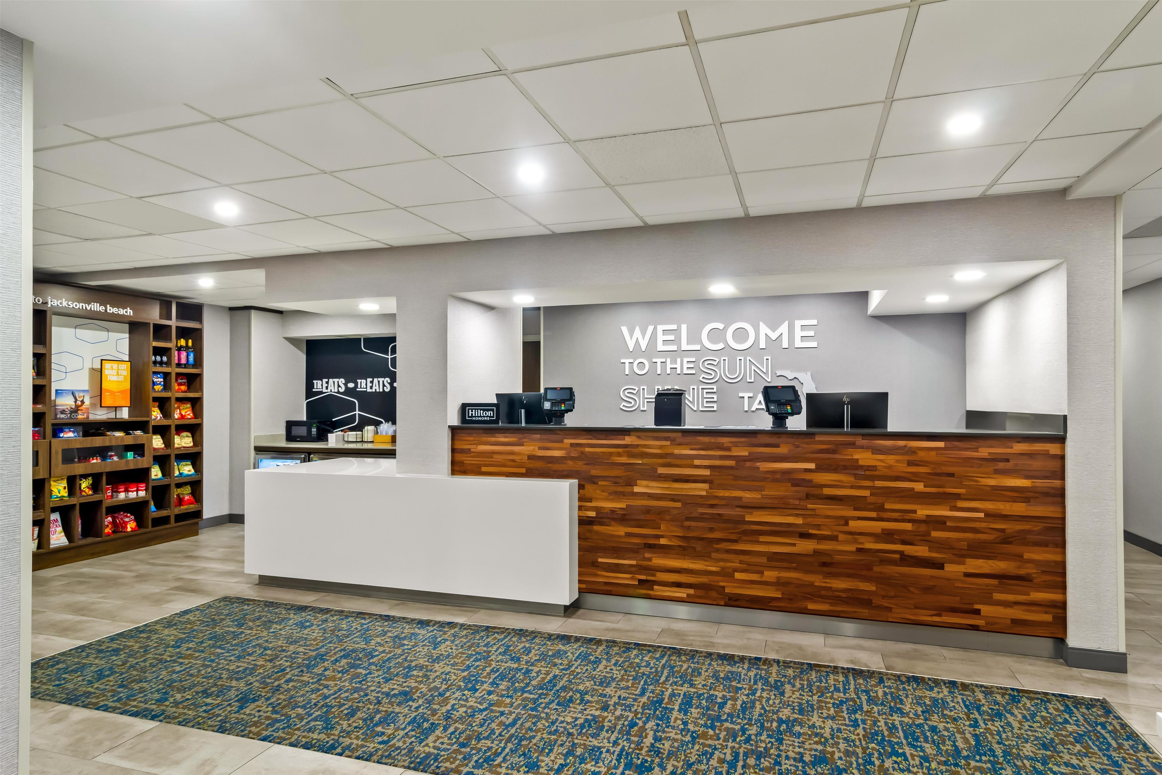 Vista Lobby Hampton Inn Ponte Vedra Beach