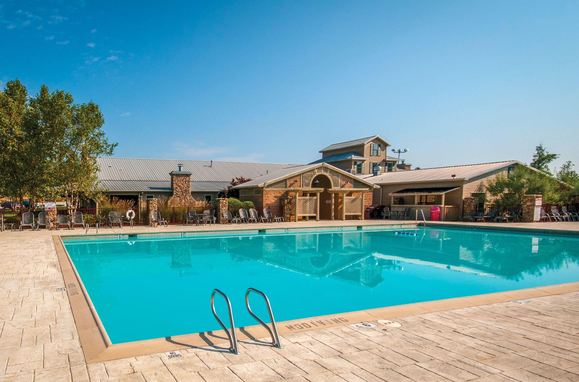Vista Piscina Holiday Inn Club Vacations Apple Mountain Resort