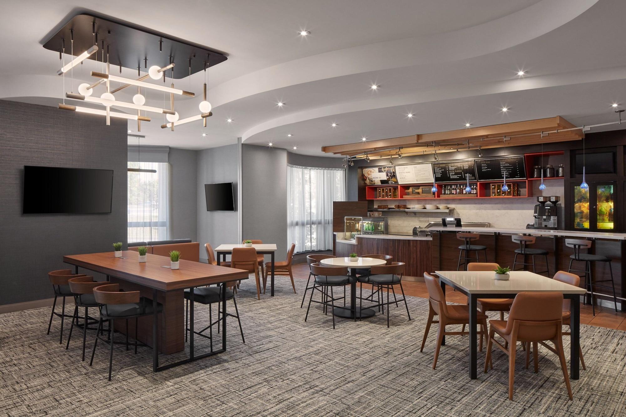 Restaurant Courtyard by Marriott Mississauga - Airport Corporate Centre West