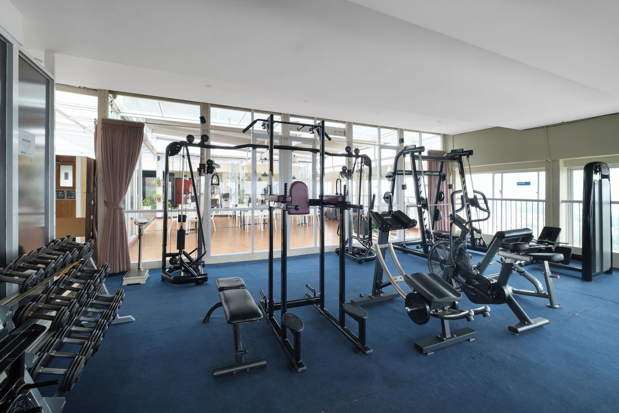 Gimnasio Grand Tebu Hotel