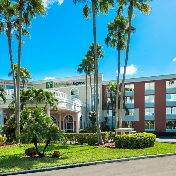 Holiday Inn Express Miami Doral