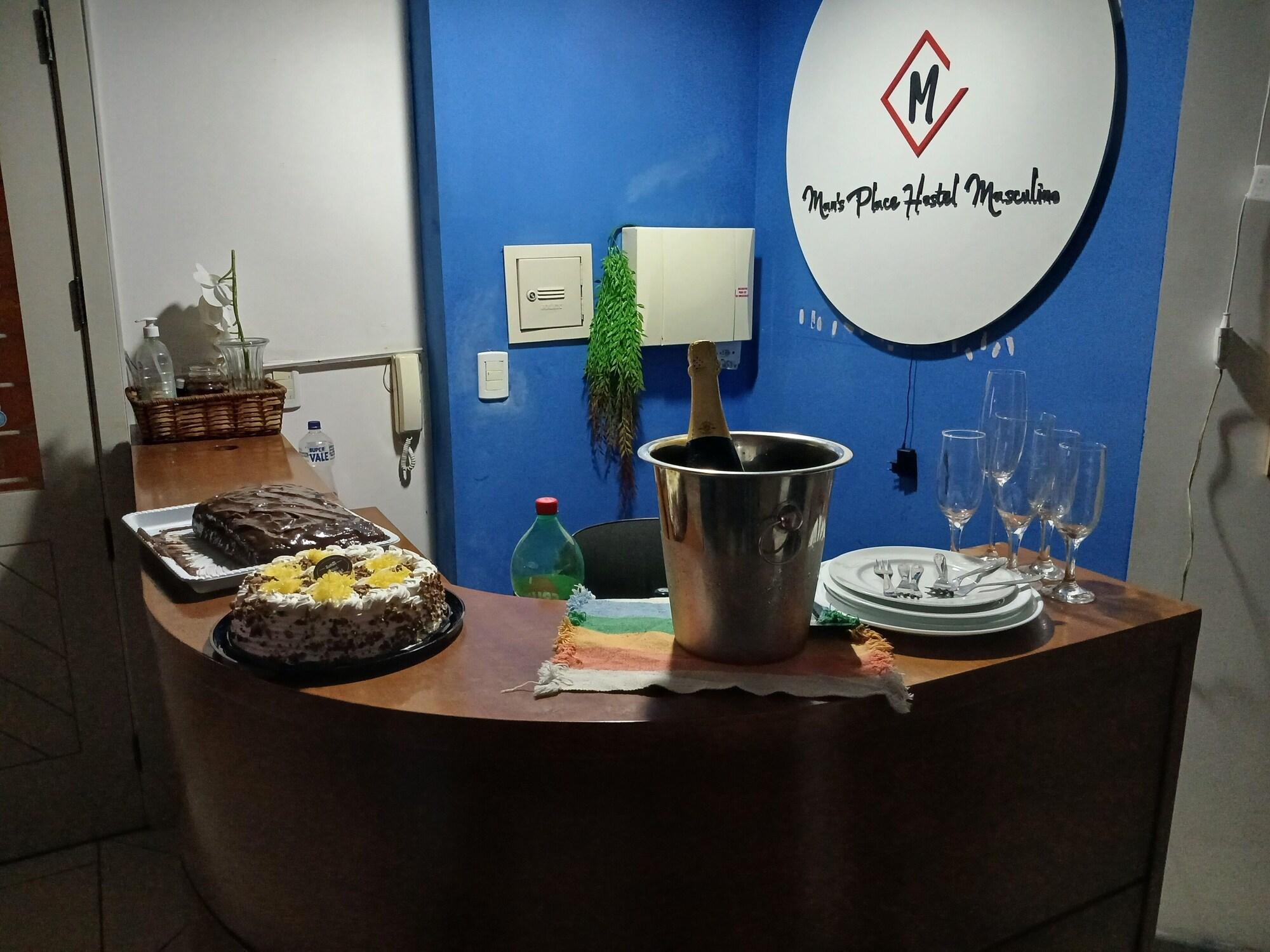 Varios Man's Place Hostel Masculino