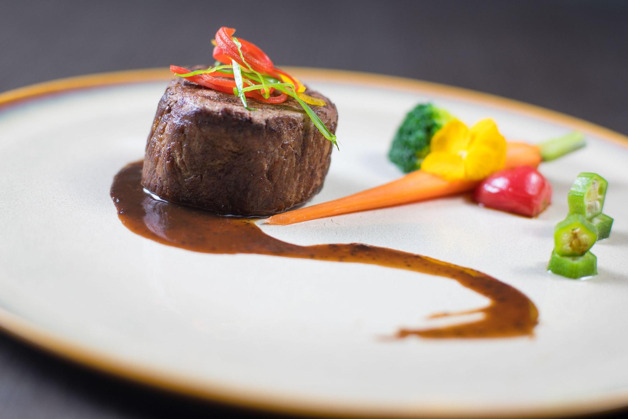 Restaurant DoubleTree by Hilton Qingdao Oriental Movie Metropolis