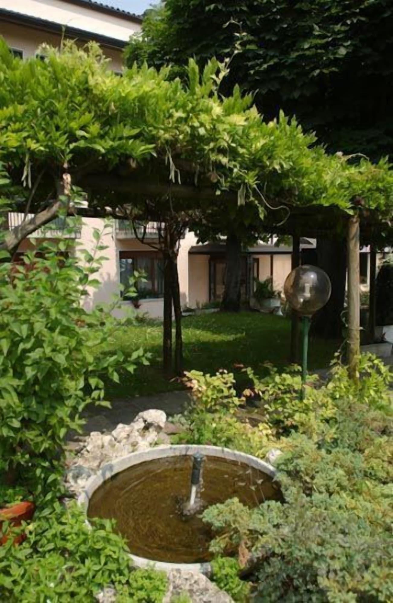 Comodidades del Alojamiento Hotel Ristorante Tegorzo