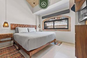 Alquiler Temporario - Restored Historic 2 BR Condo in Downtown - Pool