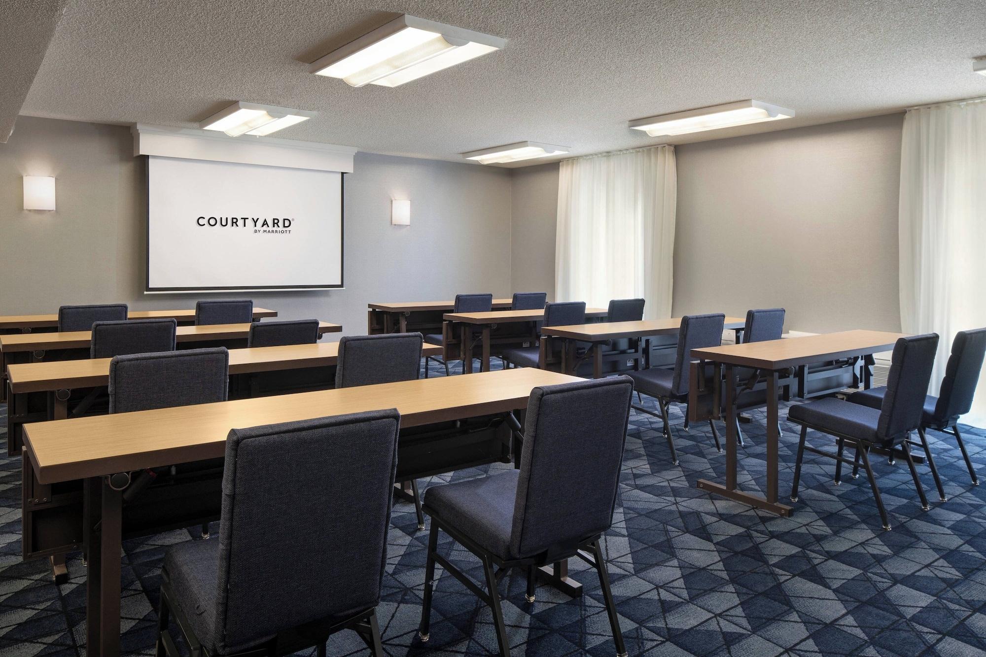 Sala de Reuniones Courtyard by Marriott Fresno