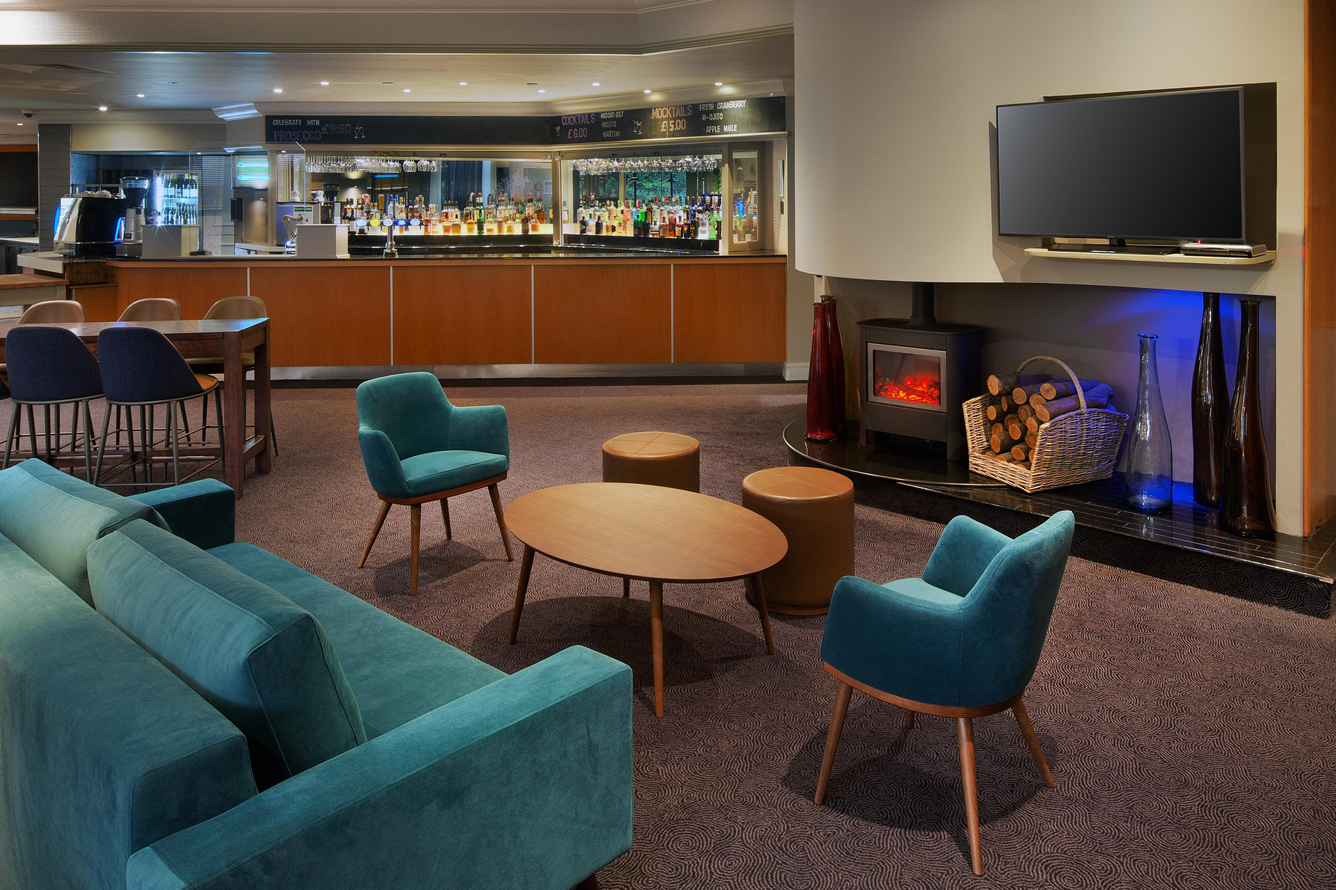 Bar/Salón DoubleTree by Hilton Manchester Airport