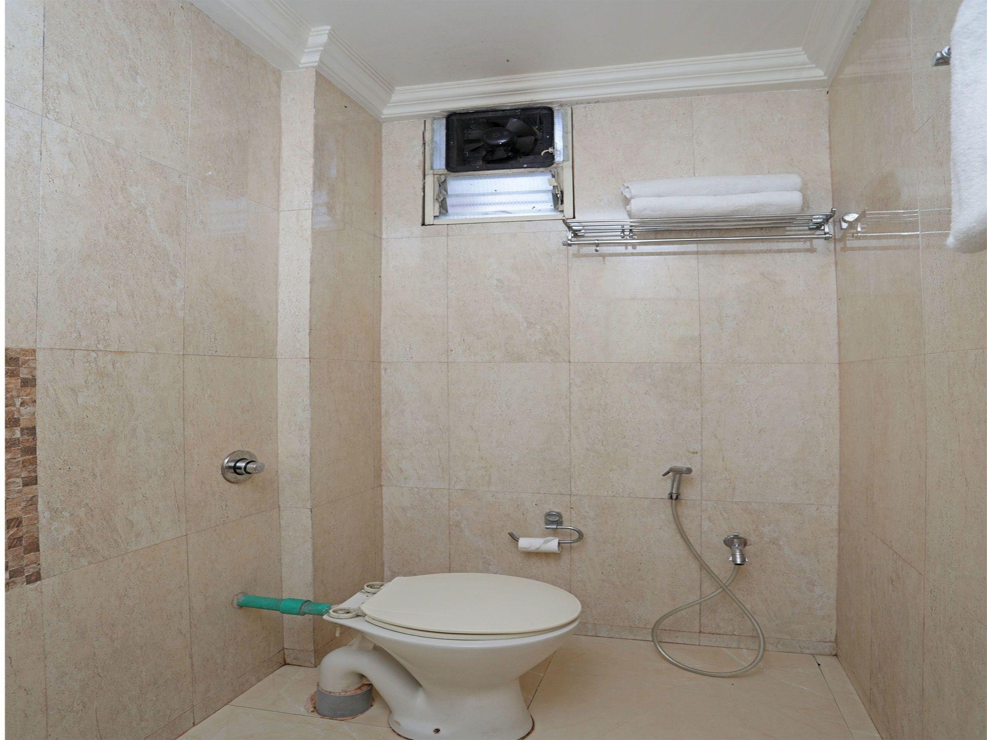 Equipamiento de Habitación OYO 8244 Hotel Bliss Executive