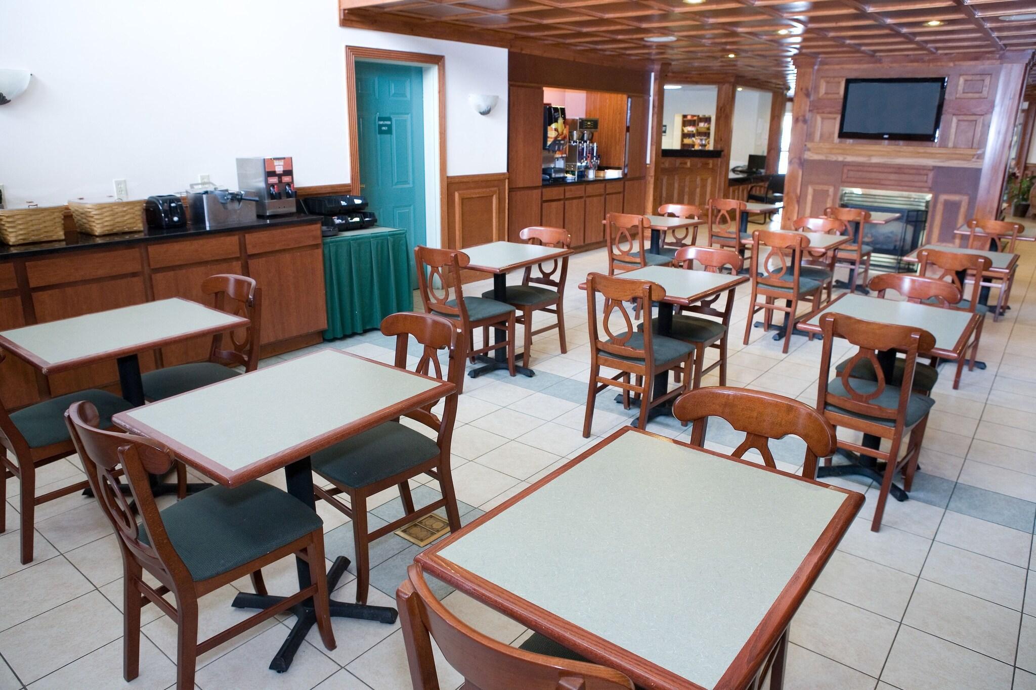 Restaurant Host Inn All Suites