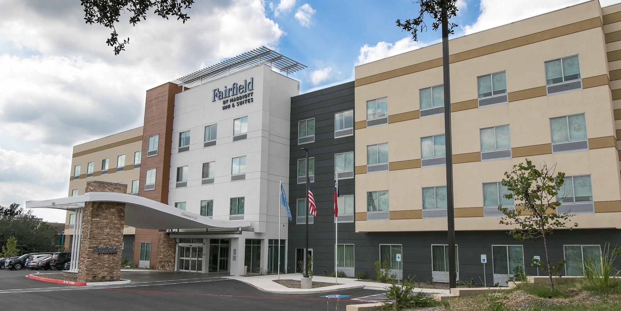 Vista Exterior Fairfield Inn & Suites by Marriott San Antonio Medical Center