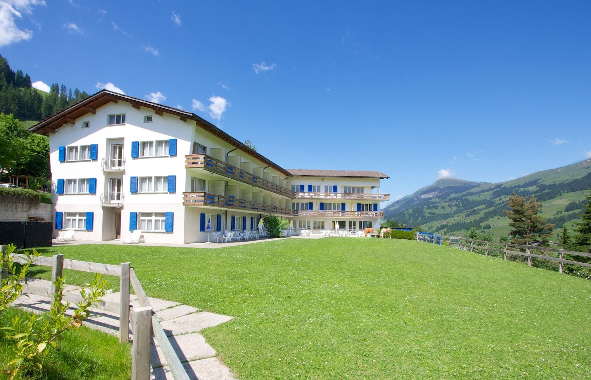 Vista Exterior Hotel Crea