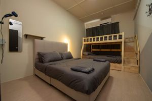 Alojamiento - 16Pax KL Karaoke & VR Game Homestay by 4Balance
