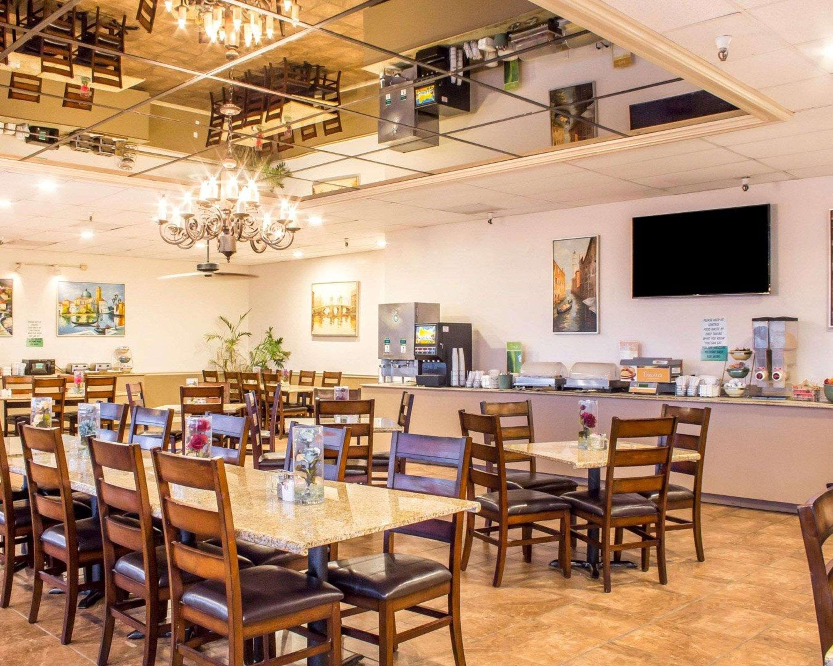 Restaurant Quality Inn & Suites Lake Havasu City