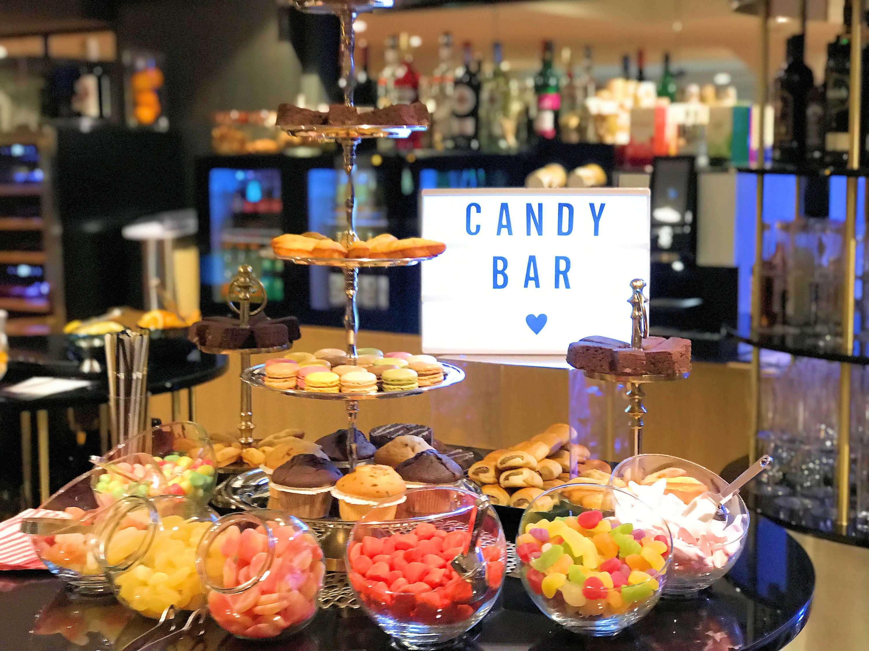 Bar/Salón Mercure Hotel Kaiserhof Frankfurt City Center